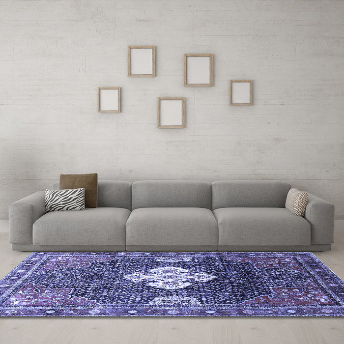 Machine Washable Persian Blue Traditional Rug in a Living Room, wshtr305blu