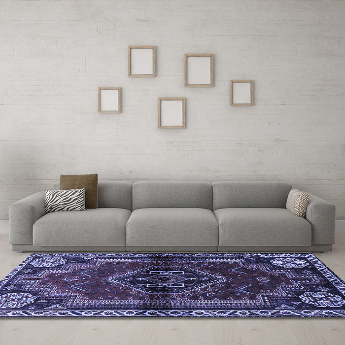 Machine Washable Persian Blue Traditional Rug in a Living Room, wshtr3061blu