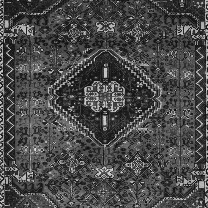 Serging Thickness of Machine Washable Persian Gray Traditional Rug, wshtr3064gry