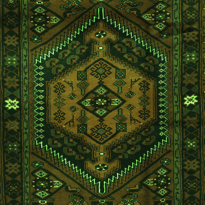 Serging Thickness of Machine Washable Persian Green Traditional Area Rugs, wshtr3070grn