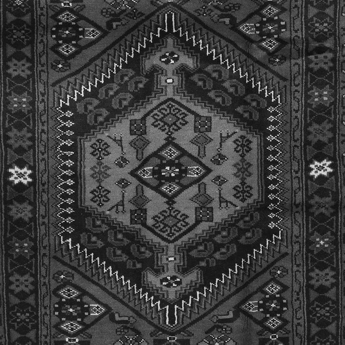 Serging Thickness of Machine Washable Persian Gray Traditional Rug, wshtr3070gry