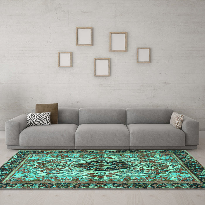 Machine Washable Persian Turquoise Traditional Area Rugs in a Living Room,, wshtr3071turq
