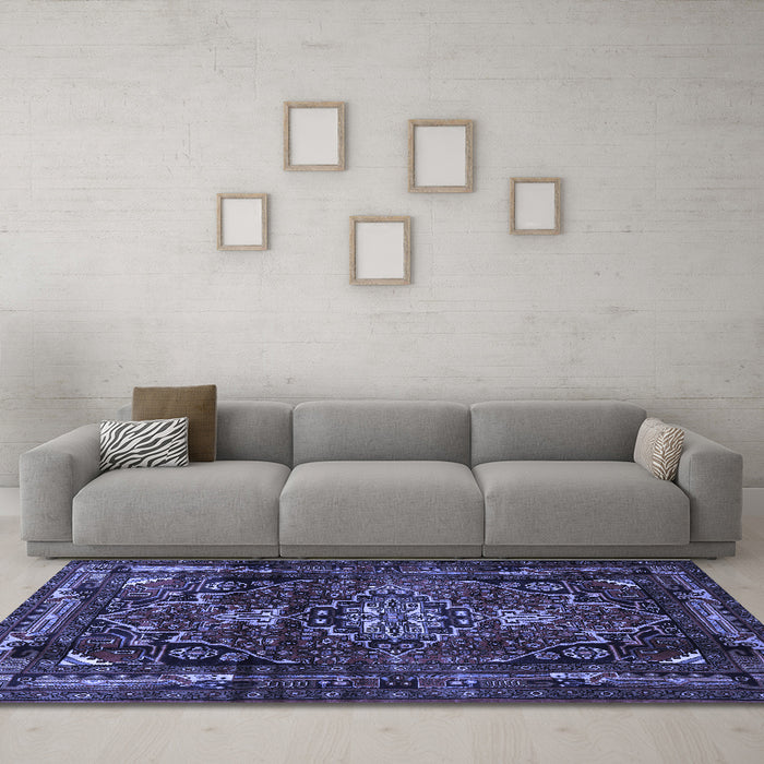 Machine Washable Persian Blue Traditional Rug in a Living Room, wshtr3072blu