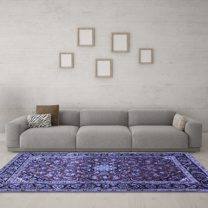 Machine Washable Medallion Blue Traditional Rug in a Living Room, wshtr3074blu