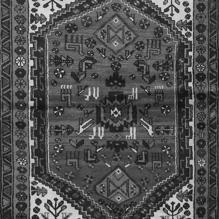 Serging Thickness of Machine Washable Persian Gray Traditional Rug, wshtr3076gry