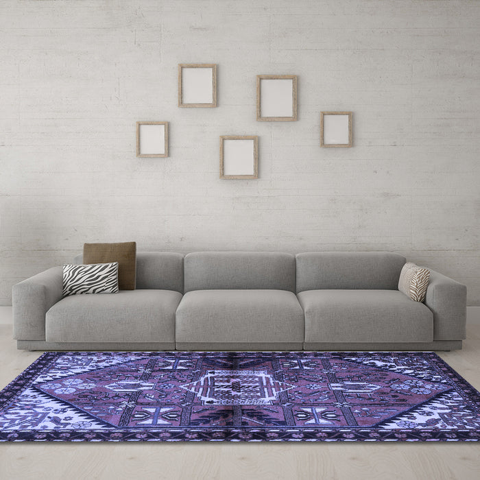 Machine Washable Persian Blue Traditional Rug in a Living Room, wshtr3077blu