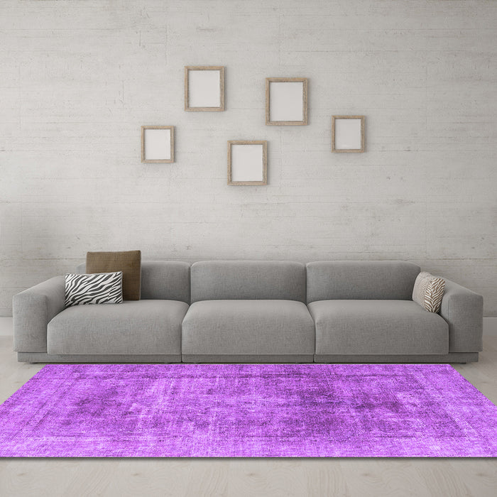 Machine Washable Persian Purple Traditional Area Rugs in a Living Room, wshtr3082pur