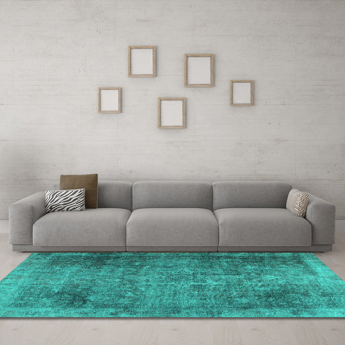 Machine Washable Persian Turquoise Traditional Area Rugs in a Living Room,, wshtr3088turq