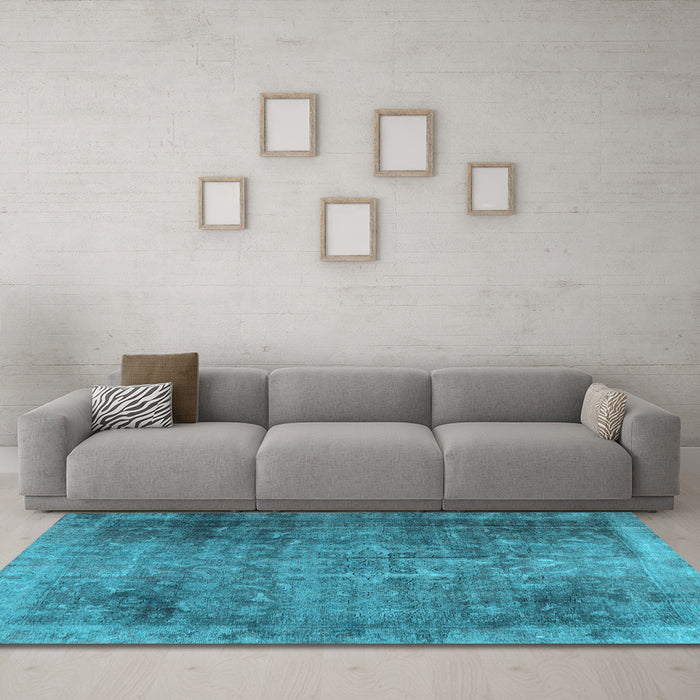 Machine Washable Persian Light Blue Traditional Rug in a Living Room, wshtr3088lblu