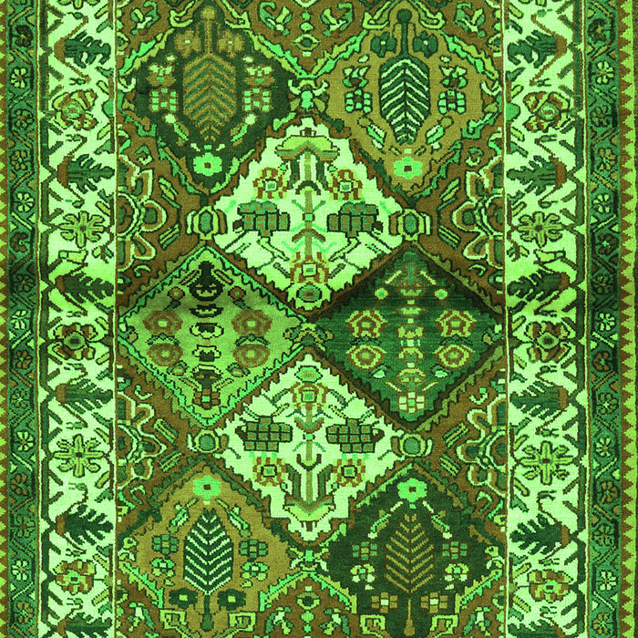Serging Thickness of Machine Washable Persian Green Traditional Area Rugs, wshtr3095grn
