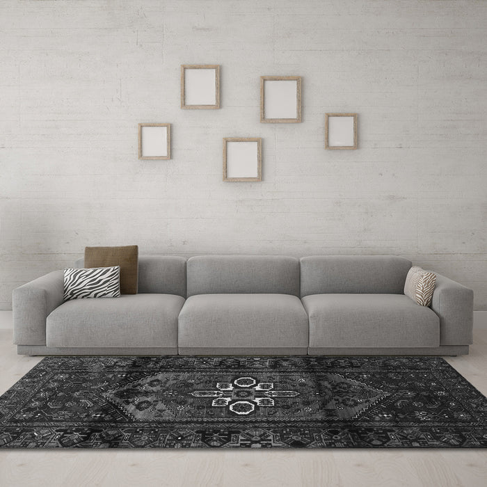 Machine Washable Persian Gray Traditional Rug in a Living Room,, wshtr3098gry