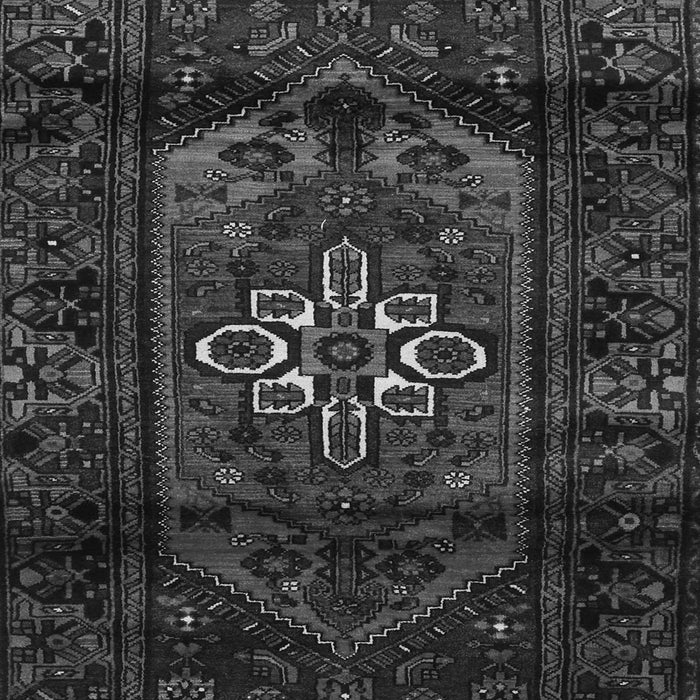 Serging Thickness of Machine Washable Persian Gray Traditional Rug, wshtr3098gry