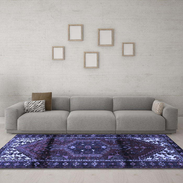 Machine Washable Persian Blue Traditional Rug in a Living Room, wshtr3101blu