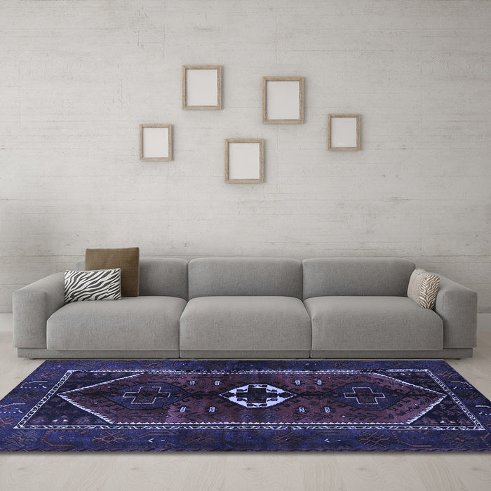Machine Washable Persian Blue Traditional Rug in a Living Room, wshtr3106blu