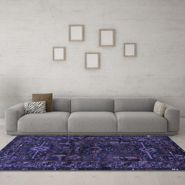 Machine Washable Persian Blue Traditional Rug in a Living Room, wshtr3108blu