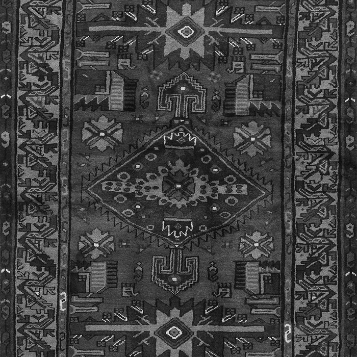 Serging Thickness of Machine Washable Persian Gray Traditional Rug, wshtr3108gry