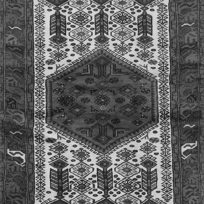 Serging Thickness of Machine Washable Persian Gray Traditional Rug, wshtr3109gry