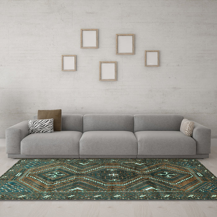 Machine Washable Persian Turquoise Traditional Area Rugs in a Living Room,, wshtr310turq