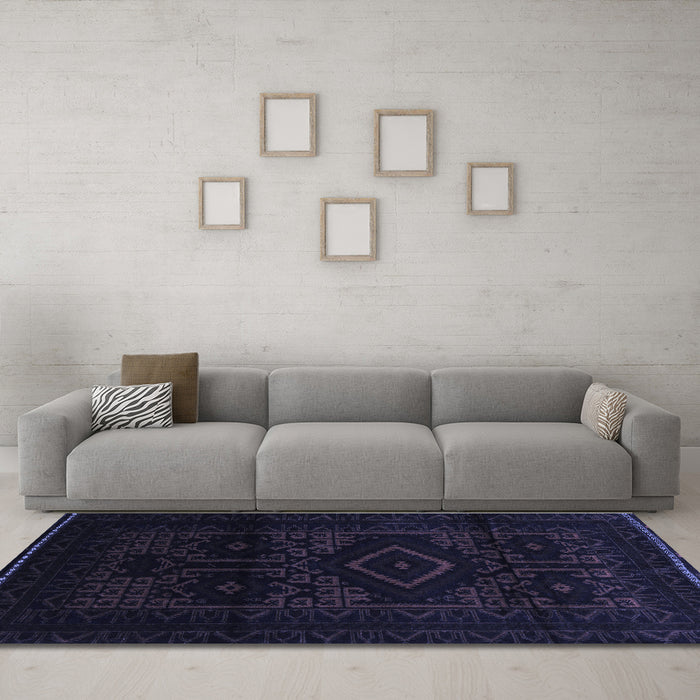 Machine Washable Persian Blue Traditional Rug in a Living Room, wshtr3111blu