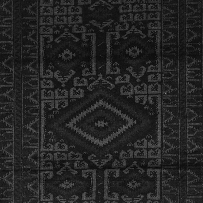 Serging Thickness of Machine Washable Persian Gray Traditional Rug, wshtr3111gry