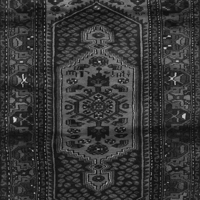 Serging Thickness of Machine Washable Persian Gray Traditional Rug, wshtr3113gry