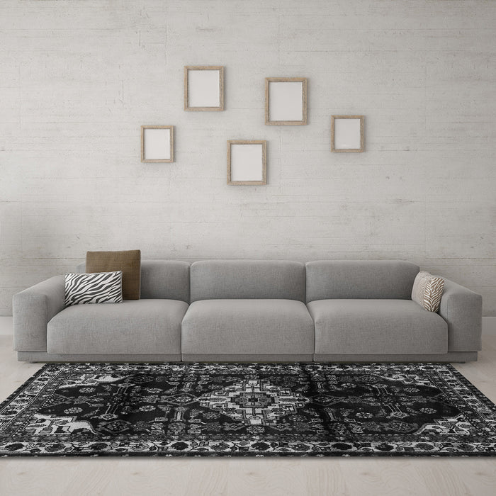 Machine Washable Persian Gray Traditional Rug in a Living Room,, wshtr3114gry