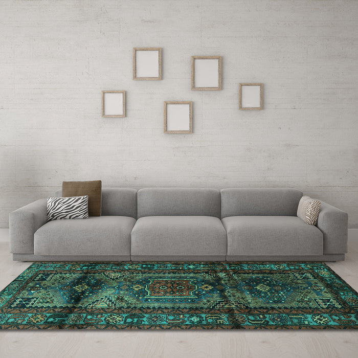 Machine Washable Persian Turquoise Traditional Area Rugs in a Living Room,, wshtr3118turq