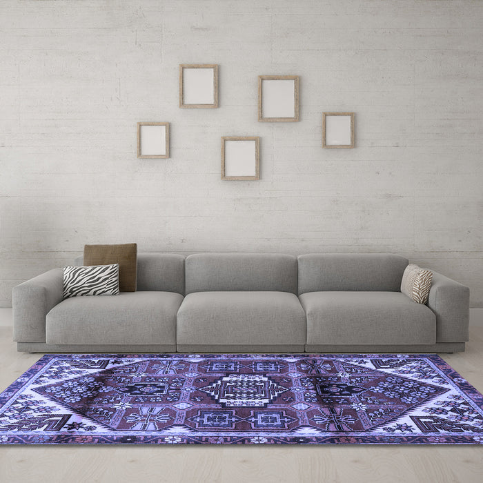 Machine Washable Persian Blue Traditional Rug in a Living Room, wshtr3123blu
