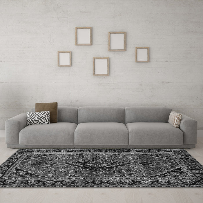 Machine Washable Persian Gray Traditional Rug in a Living Room,, wshtr3128gry