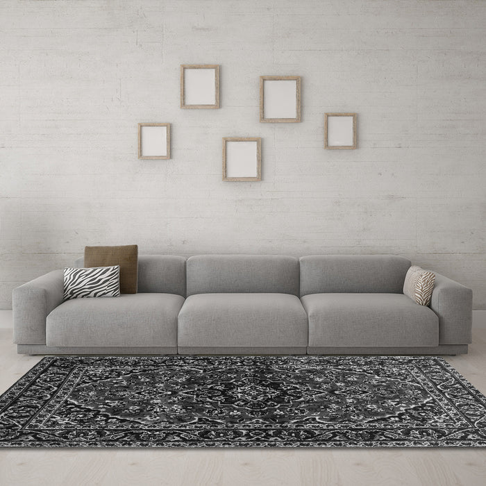 Machine Washable Persian Gray Traditional Rug in a Living Room,, wshtr3129gry