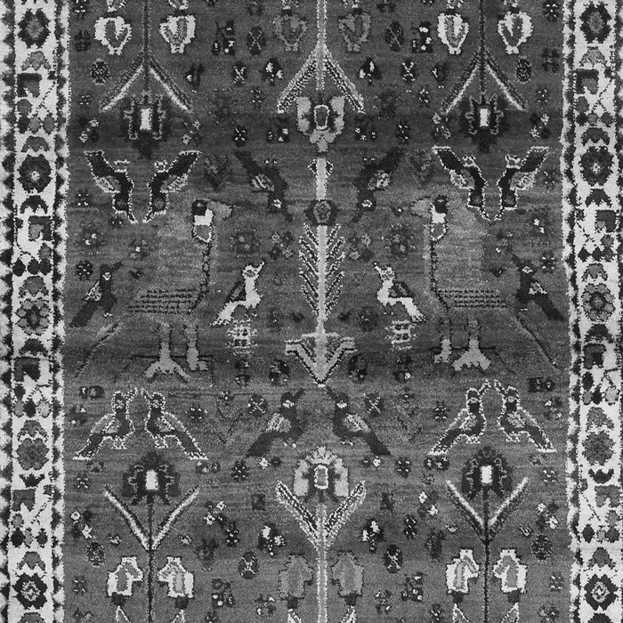 Serging Thickness of Machine Washable Persian Gray Traditional Rug, wshtr3133gry