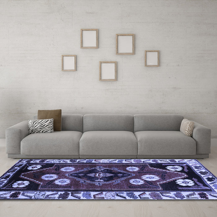 Machine Washable Persian Blue Traditional Rug in a Living Room, wshtr3134blu