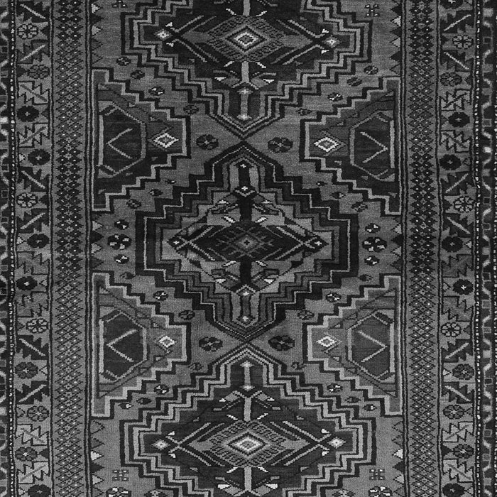 Serging Thickness of Machine Washable Persian Gray Traditional Rug, wshtr3136gry