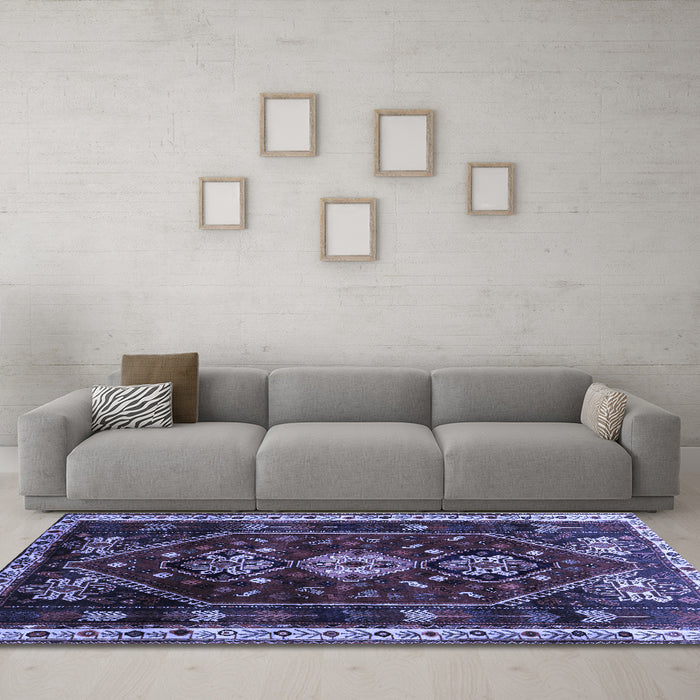 Machine Washable Persian Blue Traditional Rug in a Living Room, wshtr3139blu