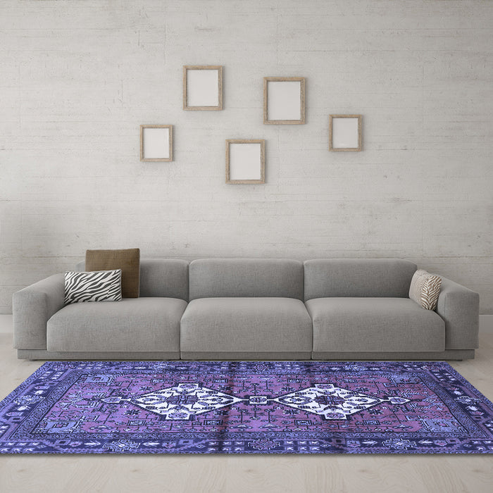 Machine Washable Persian Blue Traditional Rug in a Living Room, wshtr313blu