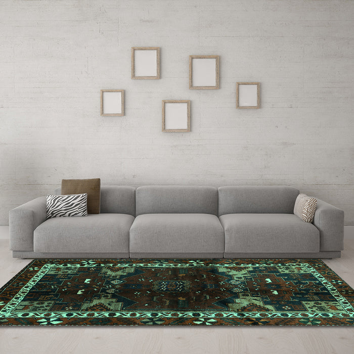 Machine Washable Animal Turquoise Traditional Area Rugs in a Living Room,, wshtr3140turq