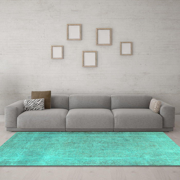 Machine Washable Persian Turquoise Traditional Area Rugs in a Living Room,, wshtr3141turq