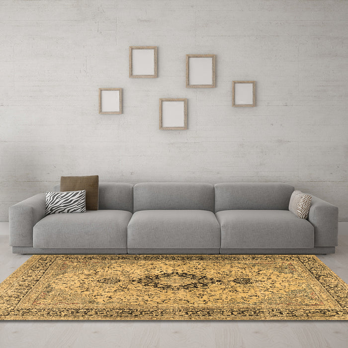 Machine Washable Persian Brown Traditional Rug in a Living Room,, wshtr3143brn