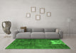 Machine Washable Persian Green Traditional Area Rugs in a Living Room,, wshtr3145grn