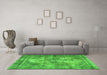 Machine Washable Persian Green Traditional Area Rugs in a Living Room,, wshtr3146grn