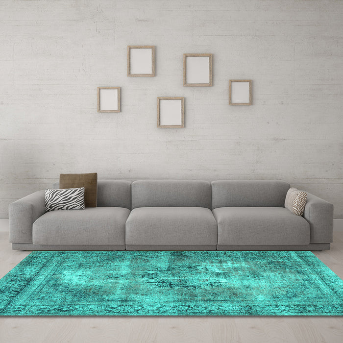 Machine Washable Persian Turquoise Traditional Area Rugs in a Living Room,, wshtr3146turq