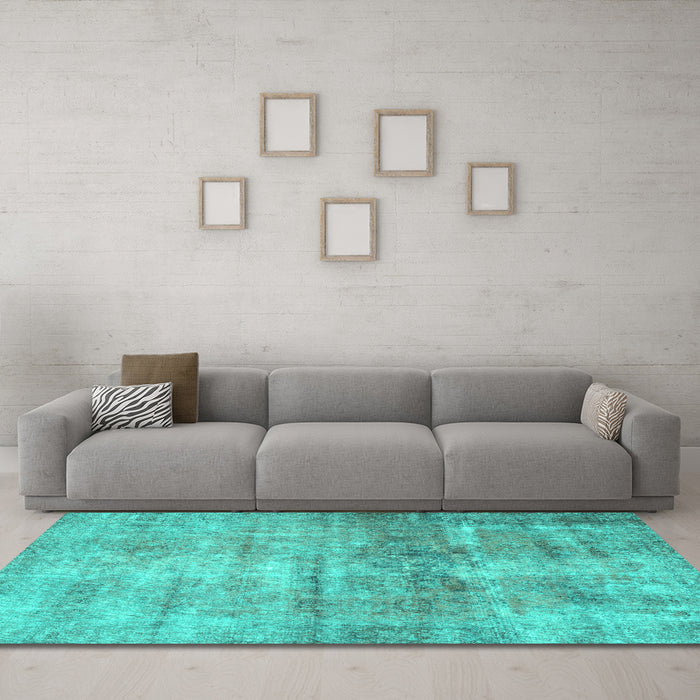 Machine Washable Persian Turquoise Traditional Area Rugs in a Living Room,, wshtr3147turq