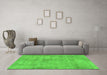 Machine Washable Persian Green Traditional Area Rugs in a Living Room,, wshtr3149grn