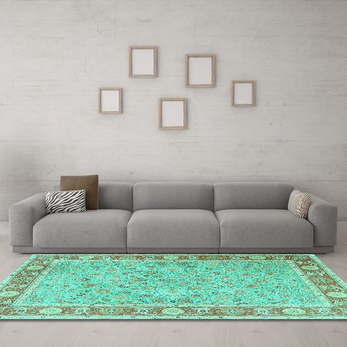 Machine Washable Persian Turquoise Traditional Area Rugs in a Living Room,, wshtr3153turq