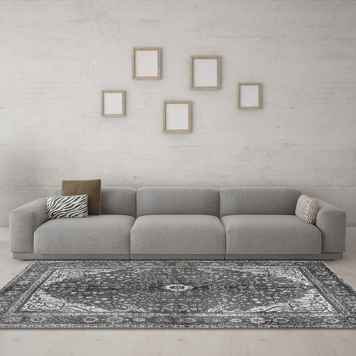 Machine Washable Medallion Gray Traditional Rug in a Living Room,, wshtr3154gry