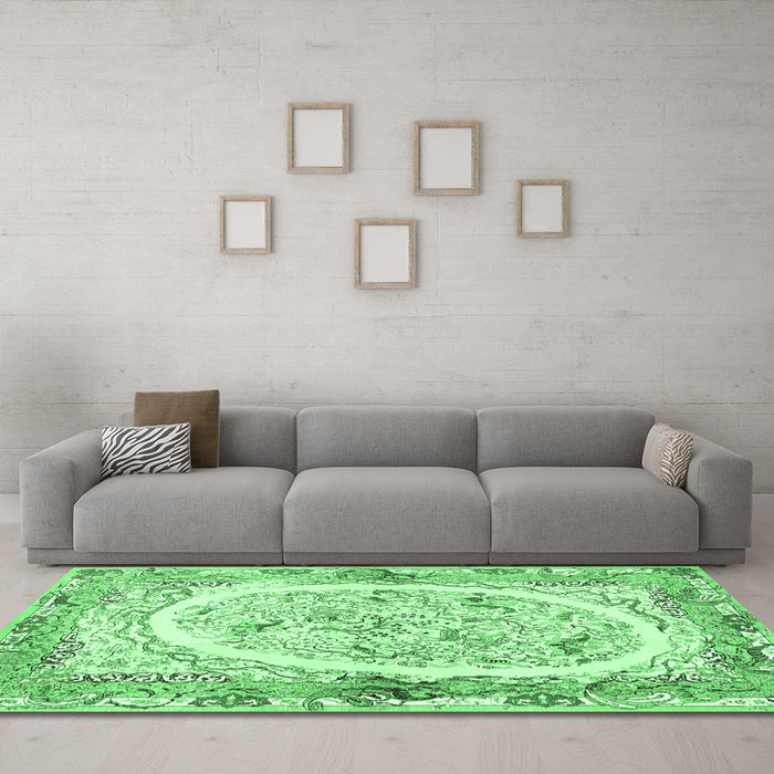Machine Washable Persian Emerald Green Traditional Area Rugs in a Living Room,, wshtr3163emgrn