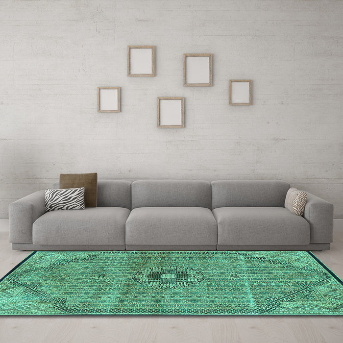 Machine Washable Persian Turquoise Traditional Area Rugs in a Living Room,, wshtr3168turq