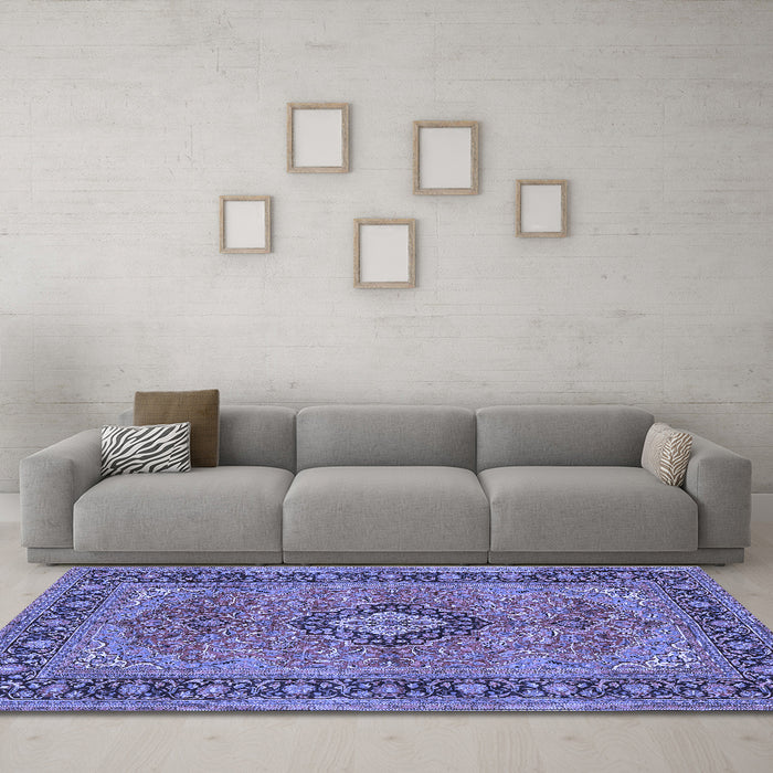 Machine Washable Persian Blue Traditional Rug in a Living Room, wshtr3172blu