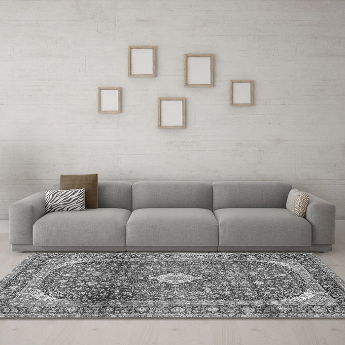 Machine Washable Persian Gray Traditional Rug in a Living Room,, wshtr3176gry