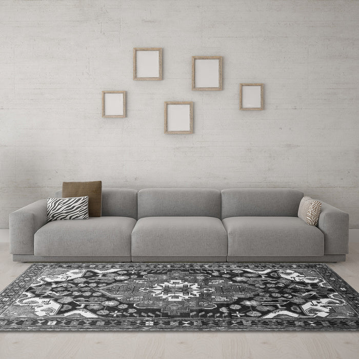 Machine Washable Persian Gray Traditional Rug in a Living Room,, wshtr317gry